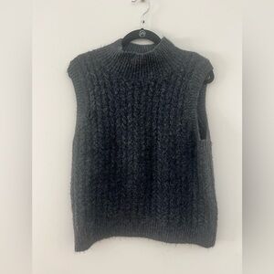 Evereve Charcoal Knit Sweater Vest